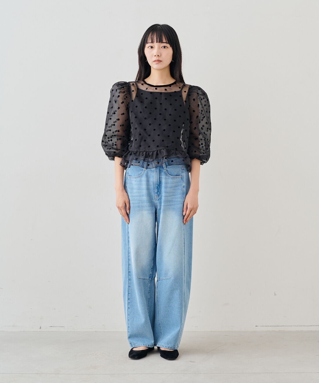 MEDE19F|レスウォーター カーブデニムパンツ〈フェードブルー〉のコーディネート