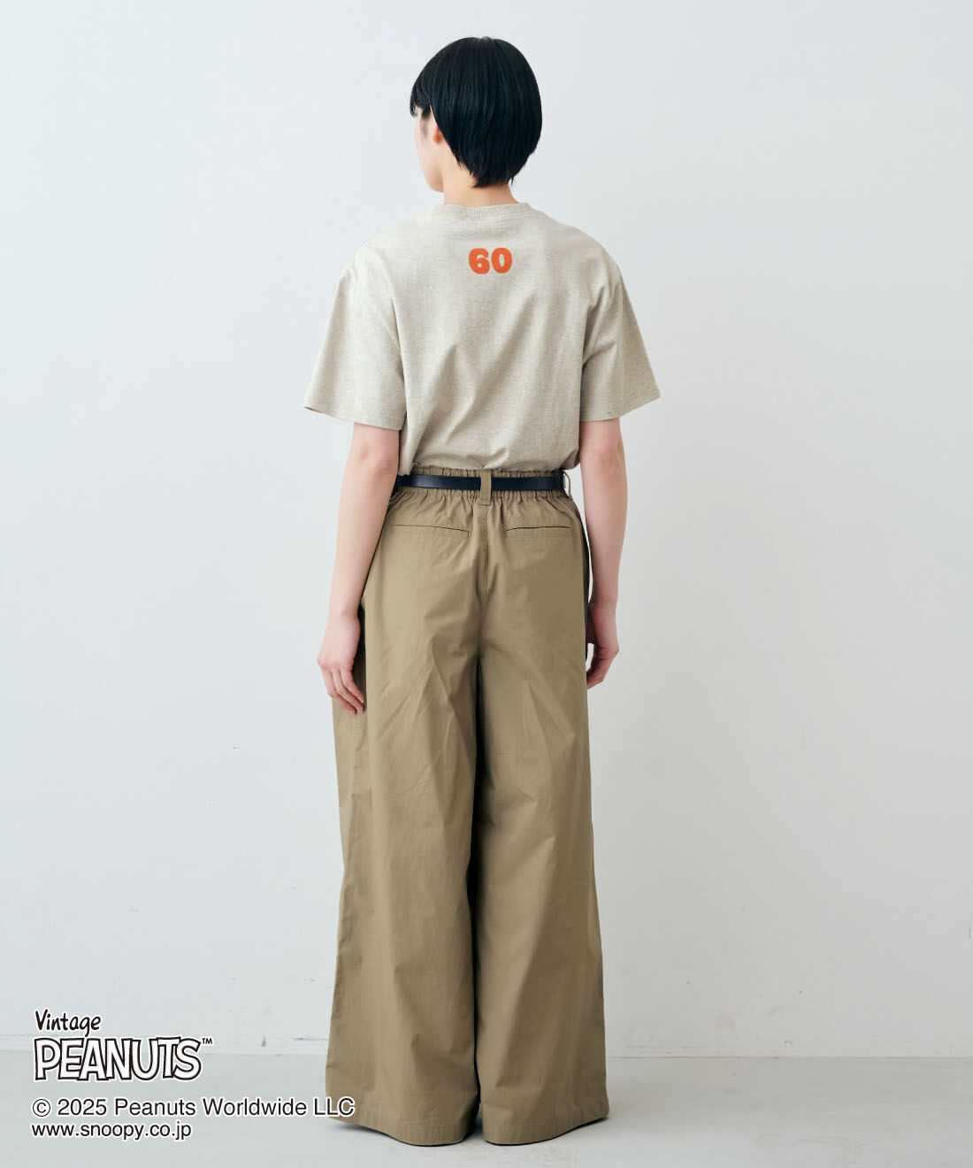 THREE FIFTY STANDARD|PEANUTS 〈スヌーピー＆フレンズ〉 綿100％ ロゴプリント Tシャツのコーディネート