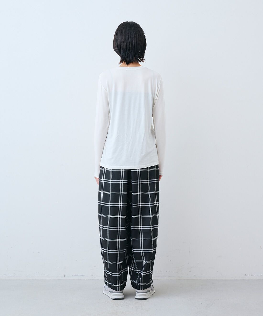 THREE FIFTY STANDARD|金子敦子さんと作った チェックのズボン〈ブラック〉のコーディネート