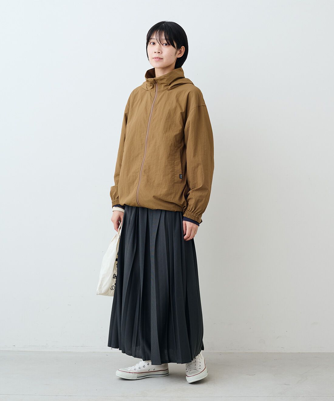 THREE FIFTY STANDARD|カットソーのプリーツスカートＧＹ　ＴＦＳのコーディネート|モデル身長：163cm 着用サイズ：M