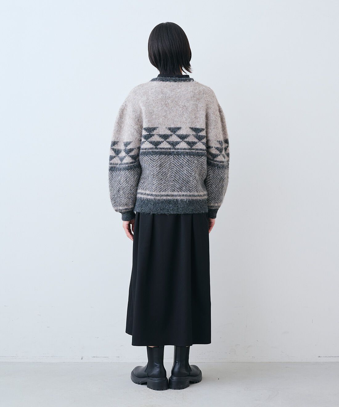 THREE FIFTY STANDARD|ウエストタックのブラック ワンピースのコーディネート