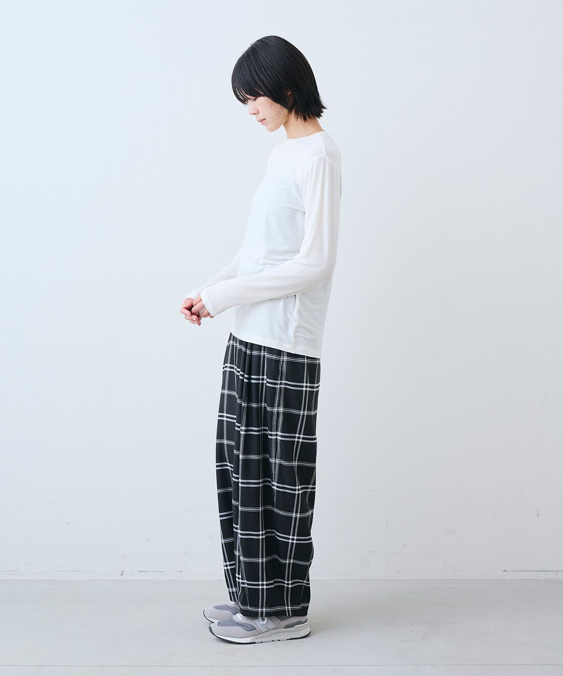 THREE FIFTY STANDARD|金子敦子さんと作った チェックのズボン〈ブラック〉のコーディネート