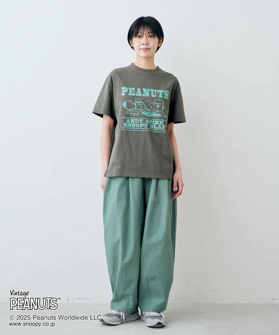 THREE FIFTY STANDARD|PEANUTS 〈スヌーピー＆フレンズ〉 綿100％ ロゴプリント Tシャツのコーディネート