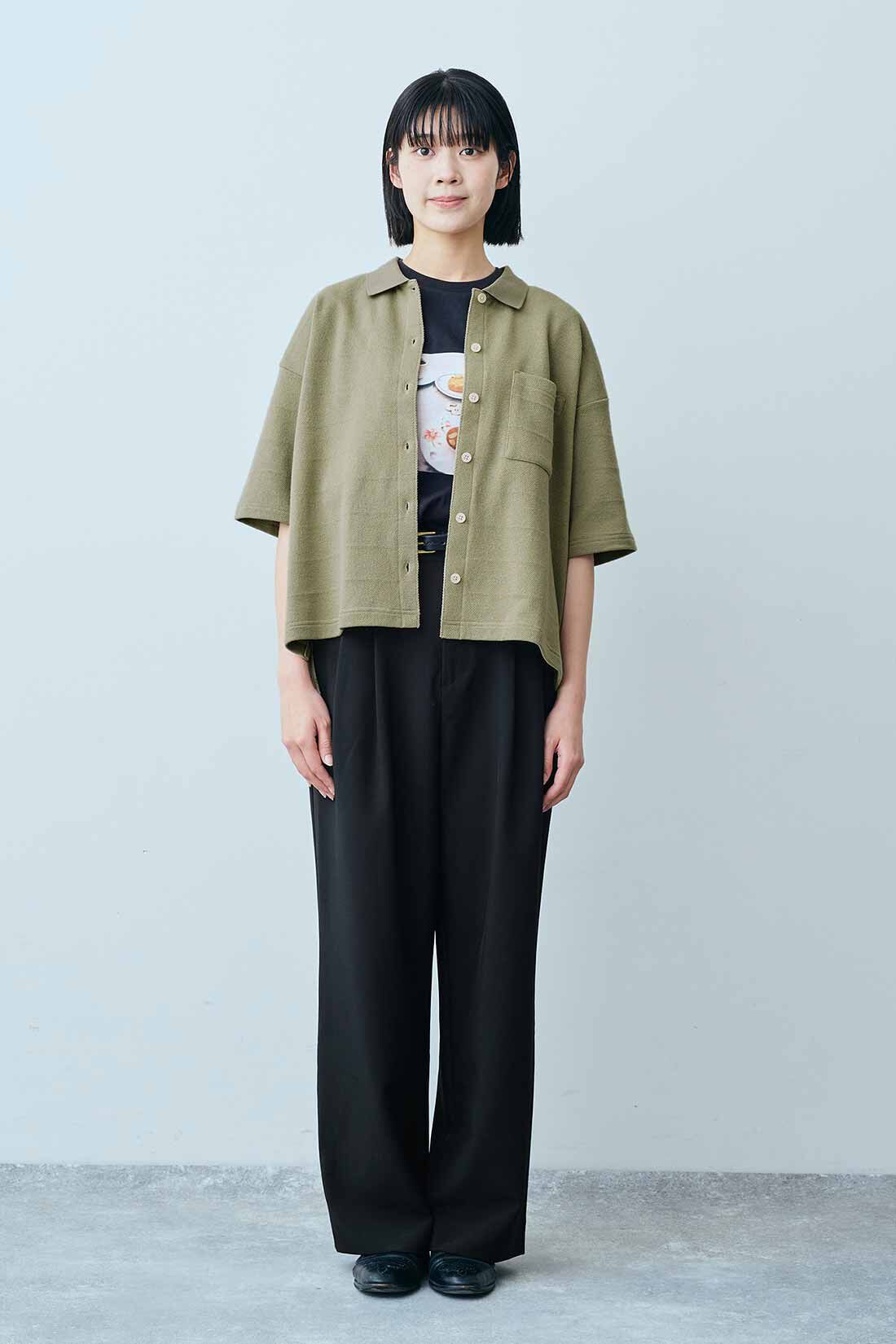 THREE FIFTY STANDARD|小谷実由さんコラボ フォトＴシャツ〈チャコールグレー〉のコーディネート|モデル身長：163cm 着用サイズ：M