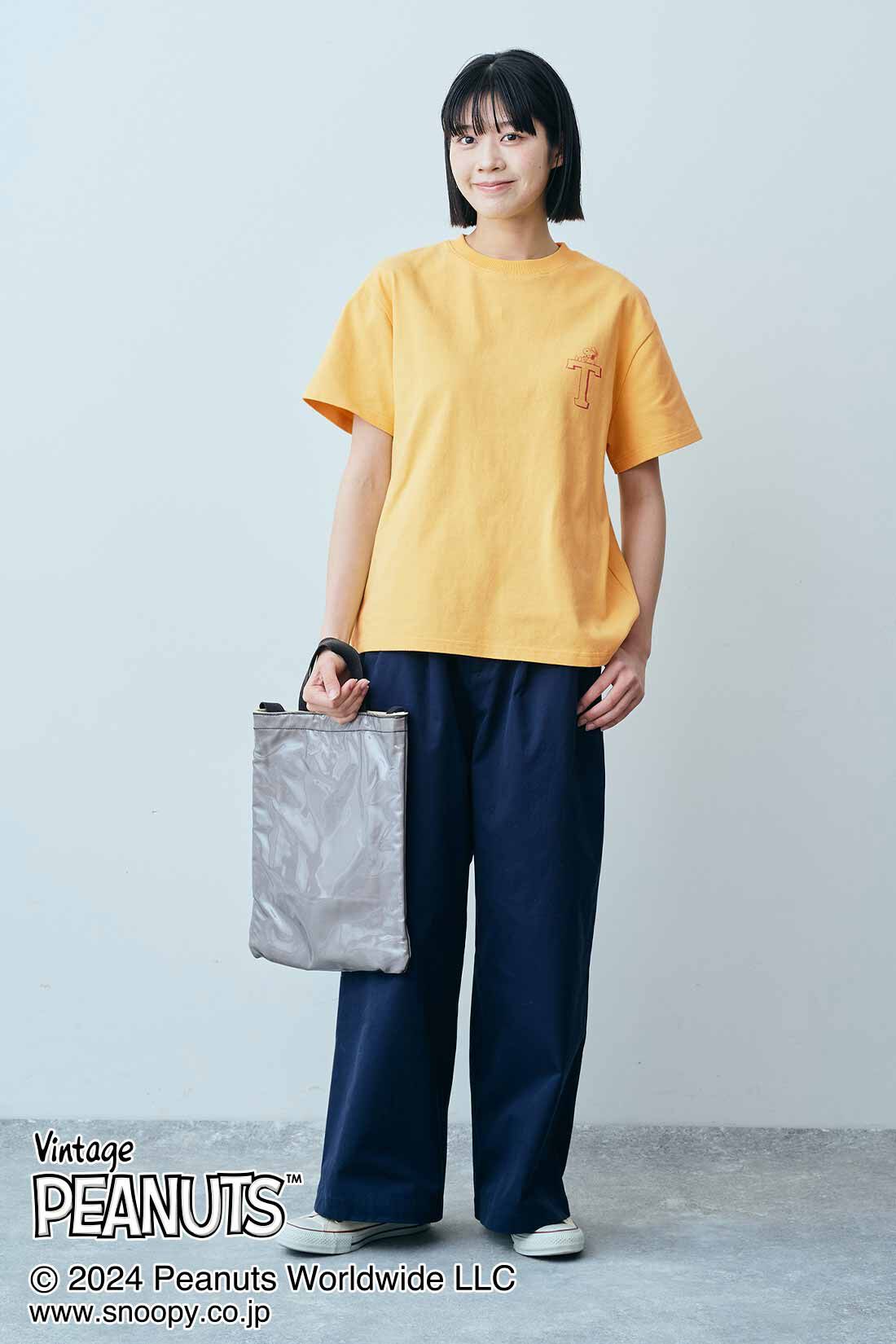 THREE FIFTY STANDARD|PEANUTS〈スヌーピー＆フレンズ〉ロゴプリントＴシャツのコーディネート|モデル身長：163cm 着用サイズ：M
