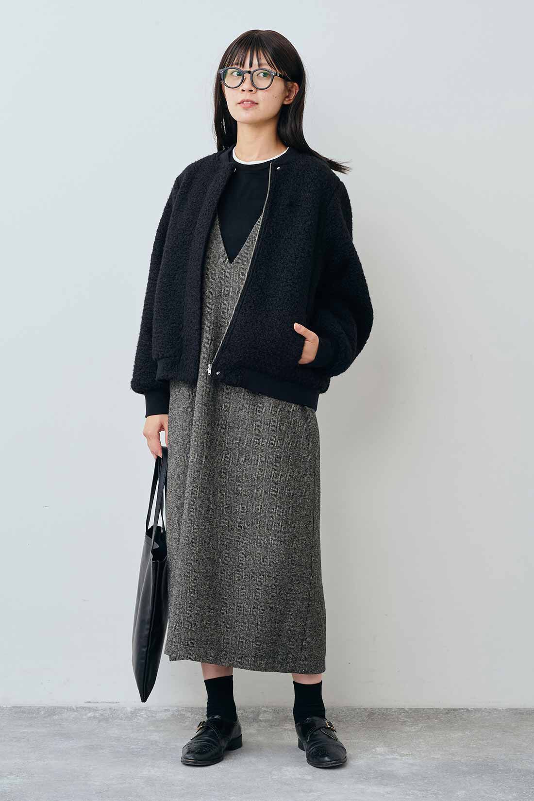 THREE FIFTY STANDARD［スリーフィフティースタンダード］|ボアジップアップブルゾン〈ブラック〉とシアークルーネックロングＴシャツ　ＴＦＳのコーディネート