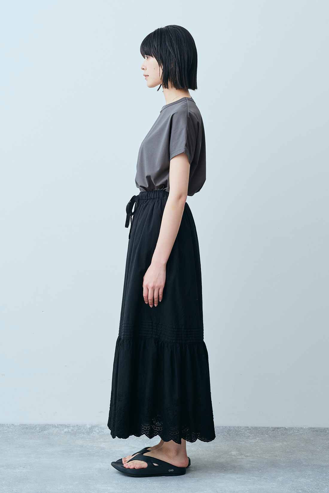 THREE FIFTY STANDARD|コットンレース スカート〈ブラック〉のコーディネート|モデル身長：163cm 着用サイズ：M