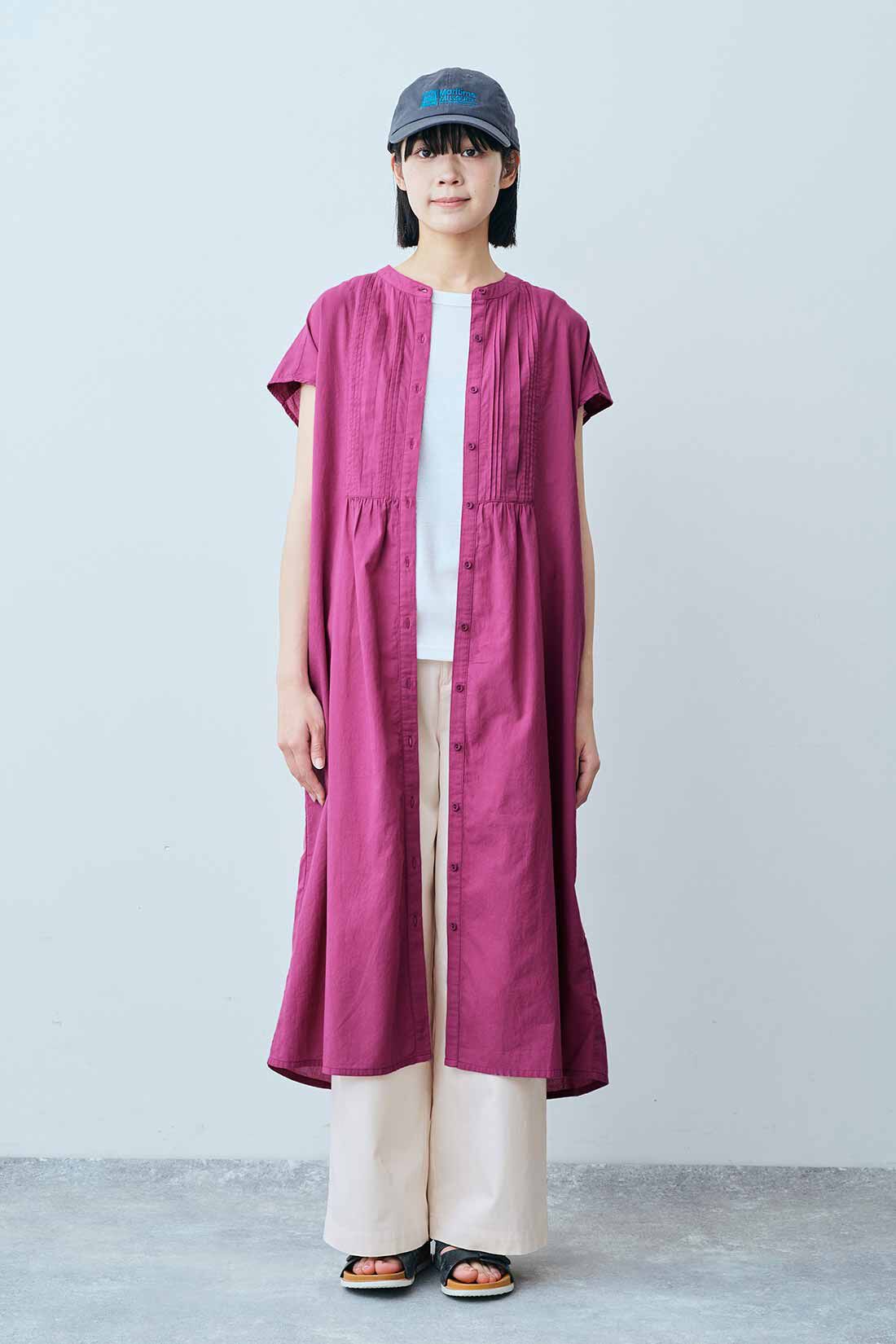 THREE FIFTY STANDARD|タック チノワイドパンツ〈アイボリー〉のコーディネート|モデル身長：163cm 着用サイズ：M