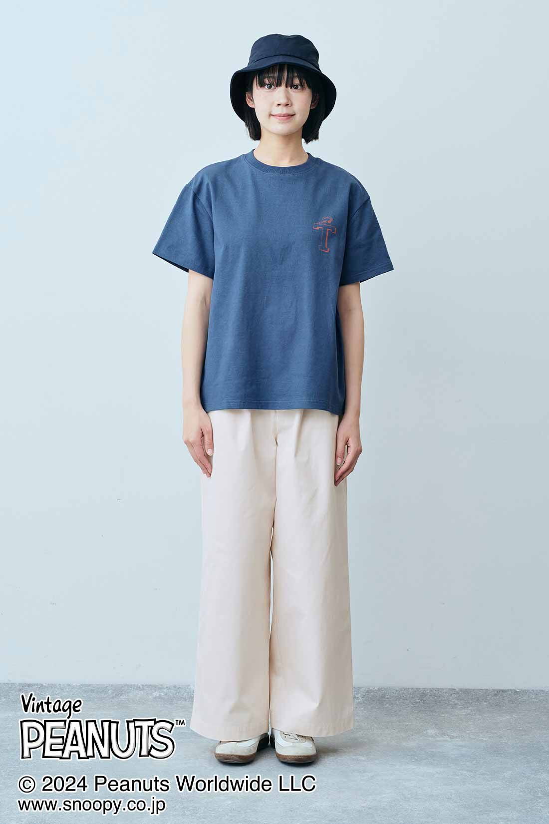 THREE FIFTY STANDARD|PEANUTS〈スヌーピー＆フレンズ〉ロゴプリントＴシャツのコーディネート|モデル身長：163cm 着用サイズ：M