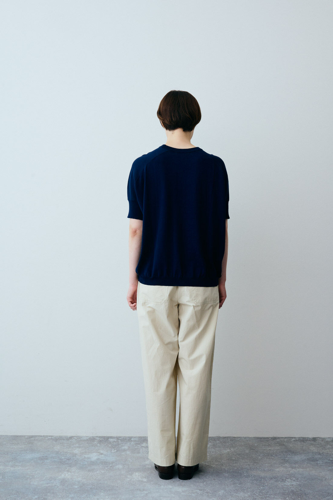 THREE FIFTY STANDARD|THREE FIFTY STANDARD 軽い着心地のニットプルオーバーの会|モデル身長：163cm　着用サイズ：M