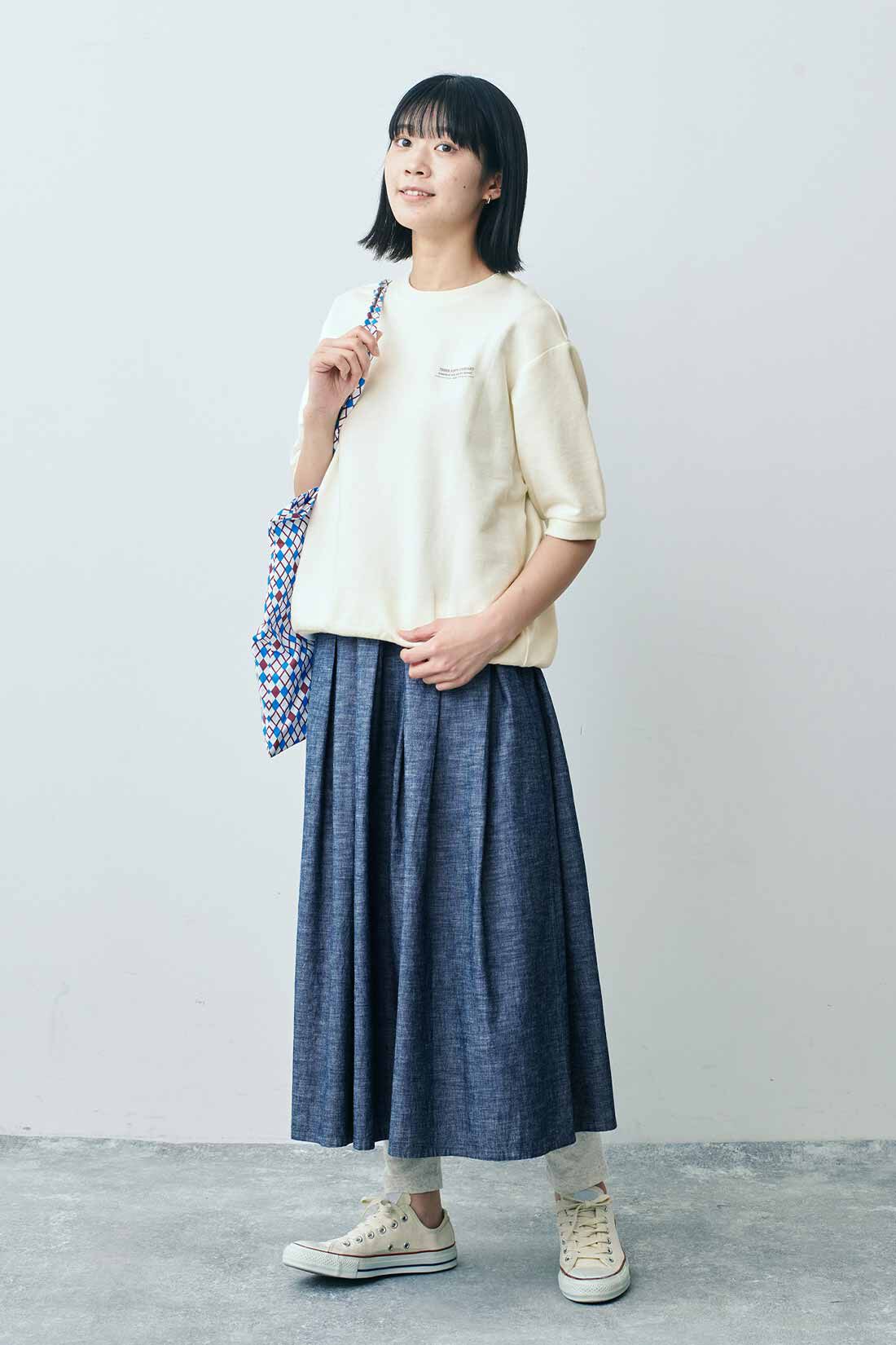 THREE FIFTY STANDARD|半袖ミニ裏毛のプルオーバー　ＴＦＳとフライス編みレギンスＴＦＳのコーディネート|モデル身長：163cm 着用サイズ：M