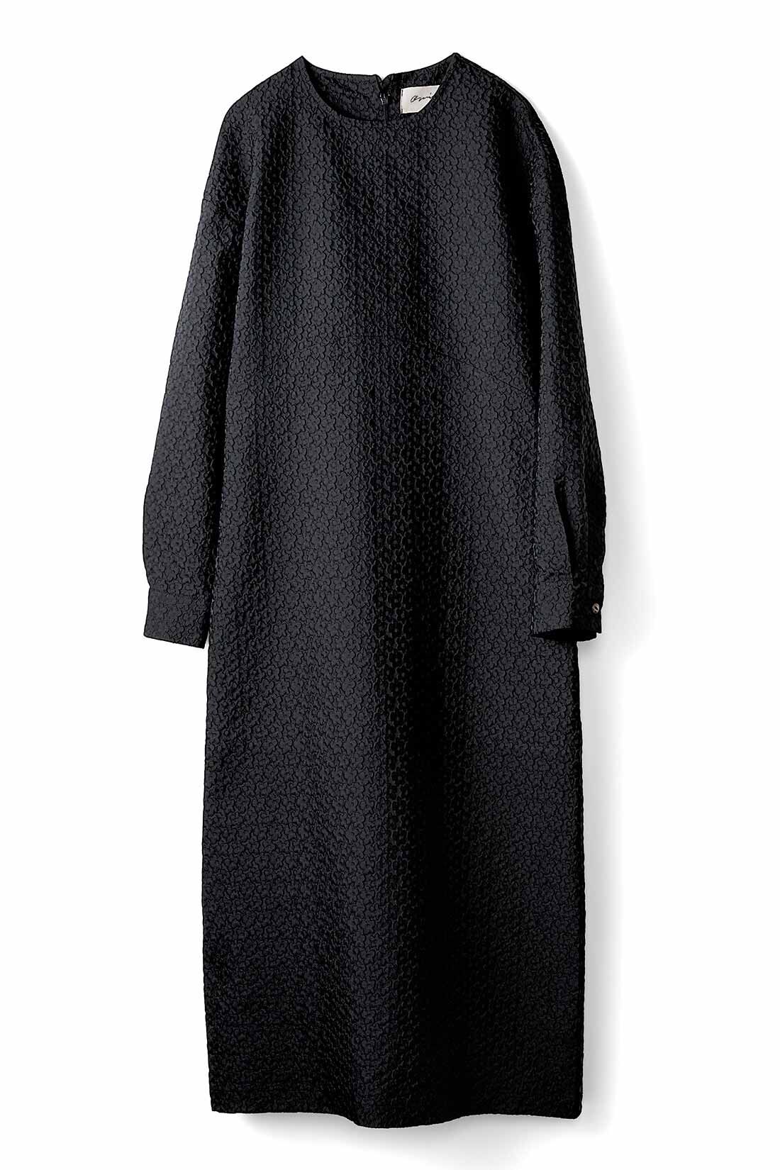 THREE FIFTY STANDARD［スリーフィフティースタンダード］|THREE FIFTY STANDARD 小谷 実由さんと作った 表情のある黒のワンピース〈ブラック〉