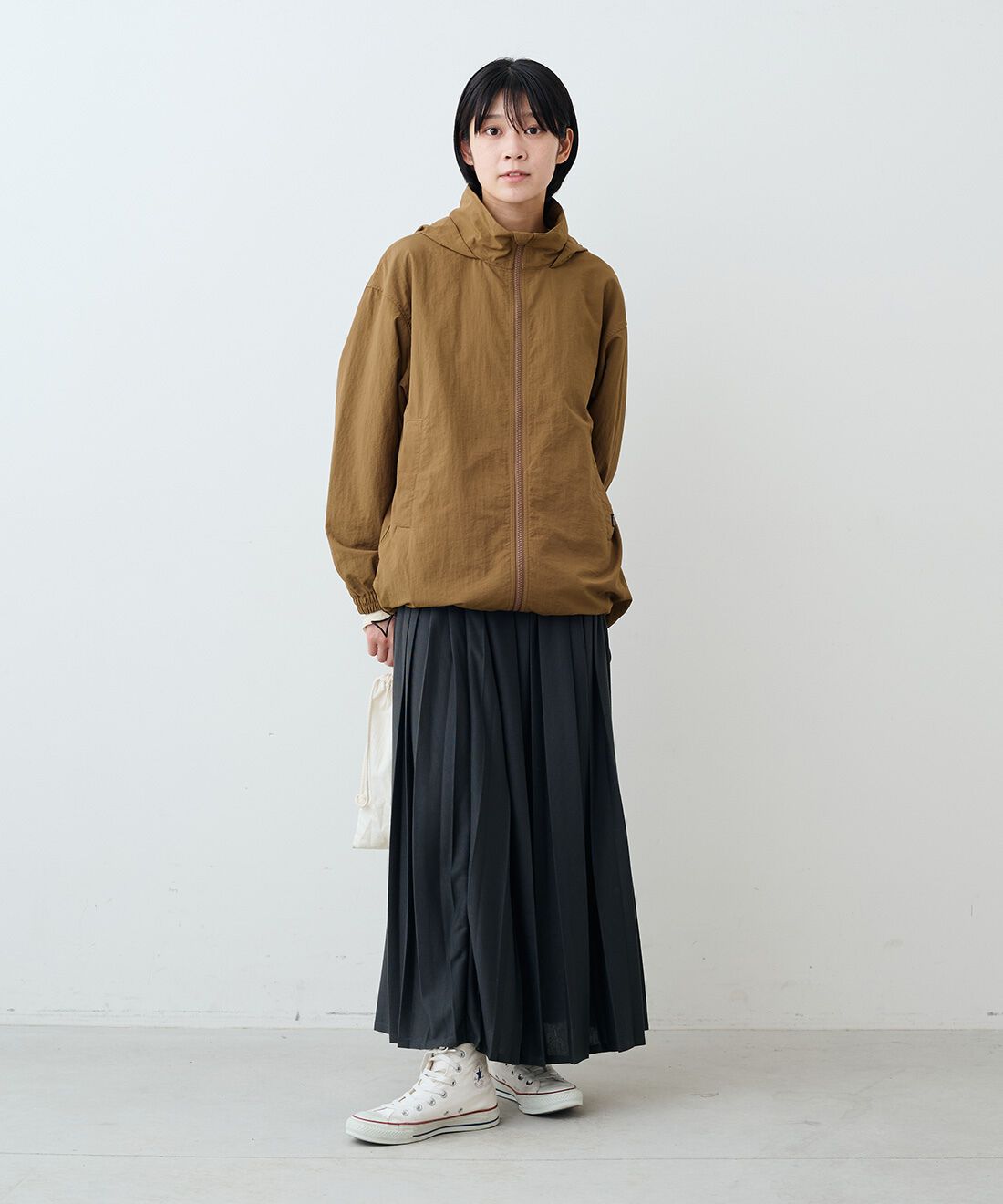 THREE FIFTY STANDARD|カットソーのプリーツスカートＧＹ　ＴＦＳのコーディネート|モデル身長：163cm 着用サイズ：M