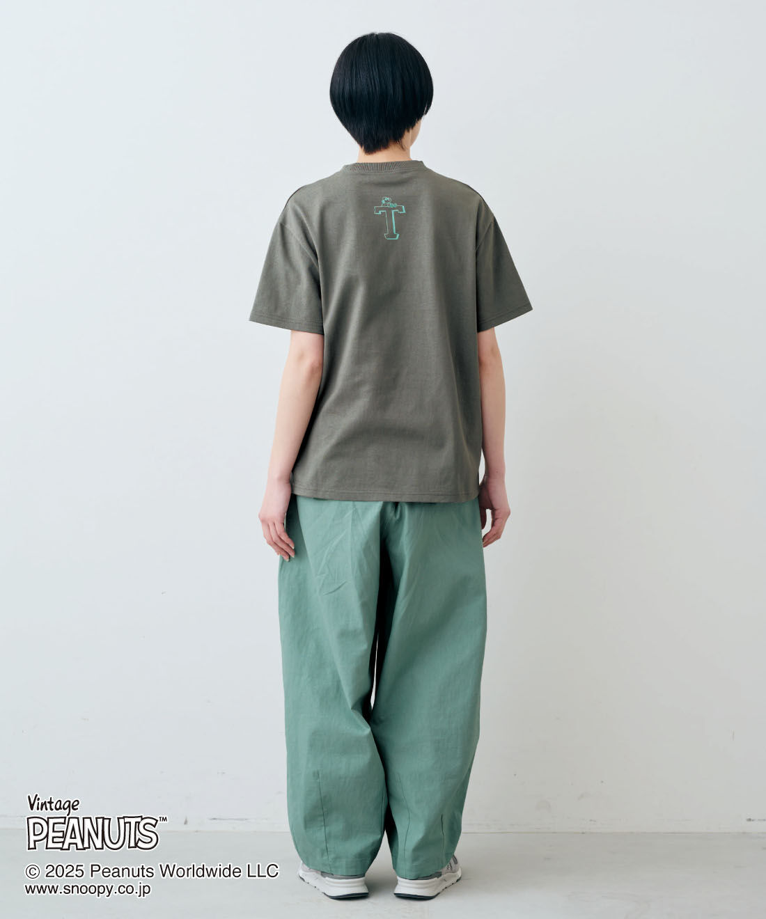 THREE FIFTY STANDARD|PEANUTS 〈スヌーピー＆フレンズ〉 綿100％ ロゴプリント Tシャツのコーディネート