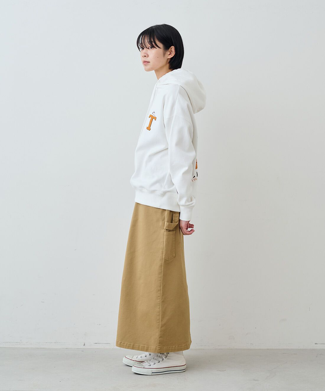 THREE FIFTY STANDARD|カツラギペインタースカートＢＥ　ＴＦＳのコーディネート|モデル身長：163cm 着用サイズ：M