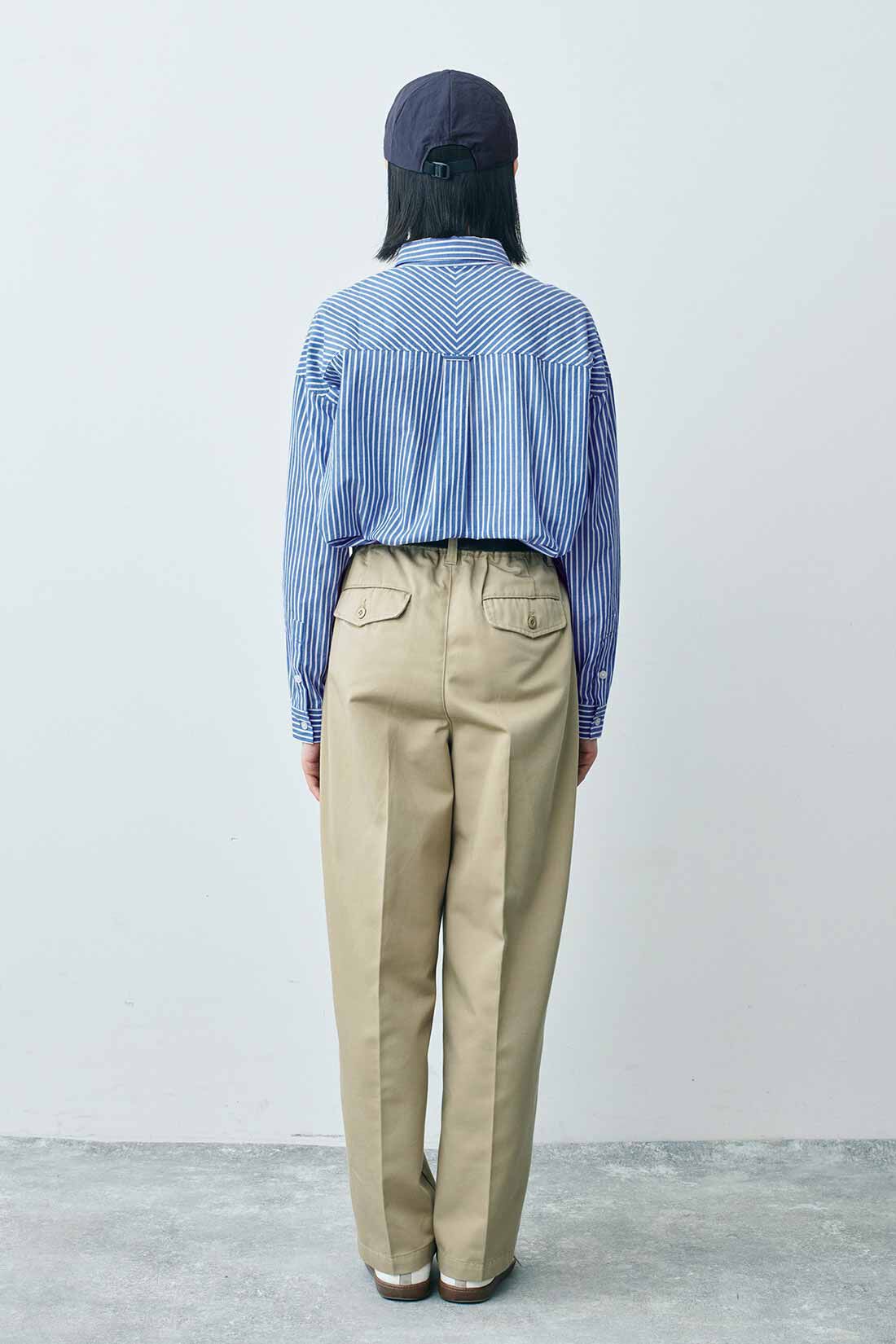 THREE FIFTY STANDARD|THREE FIFTY STANDARD BIGシルエットのストライプシャツ〈ブルー〉|モデル身長：163cm 着用サイズ：M