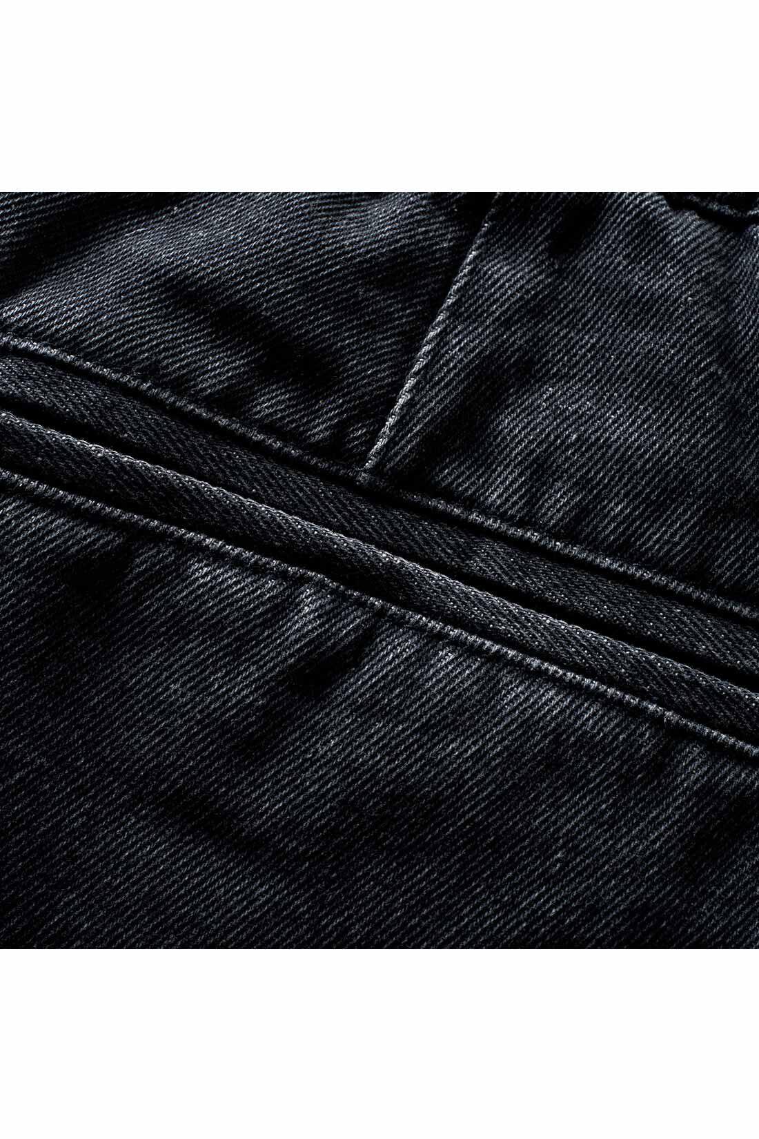 THREE FIFTY STANDARD［スリーフィフティースタンダード］|THREE FIFTY STANDARD ブリーチ加工をほどこしたブラックデニムパンツ|ブラックデニムにブリーチ加工をほどこした、こなれた印象。