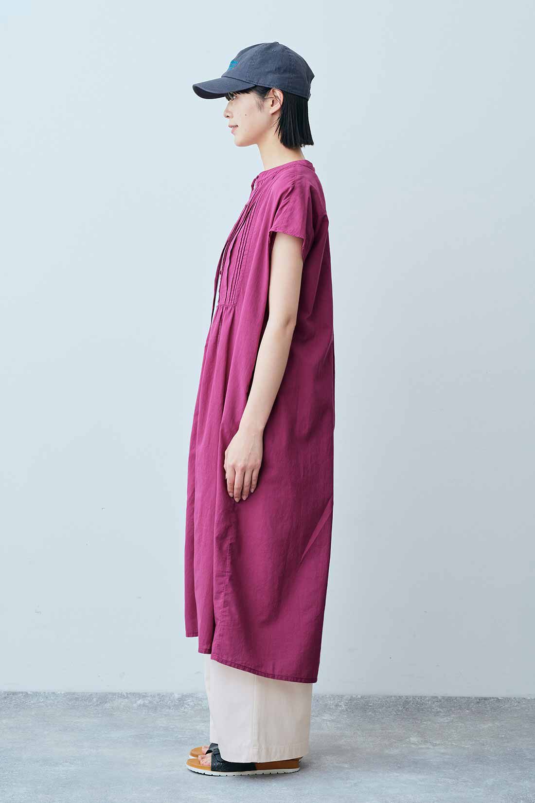 THREE FIFTY STANDARD|タック チノワイドパンツ〈アイボリー〉のコーディネート|モデル身長：163cm 着用サイズ：M