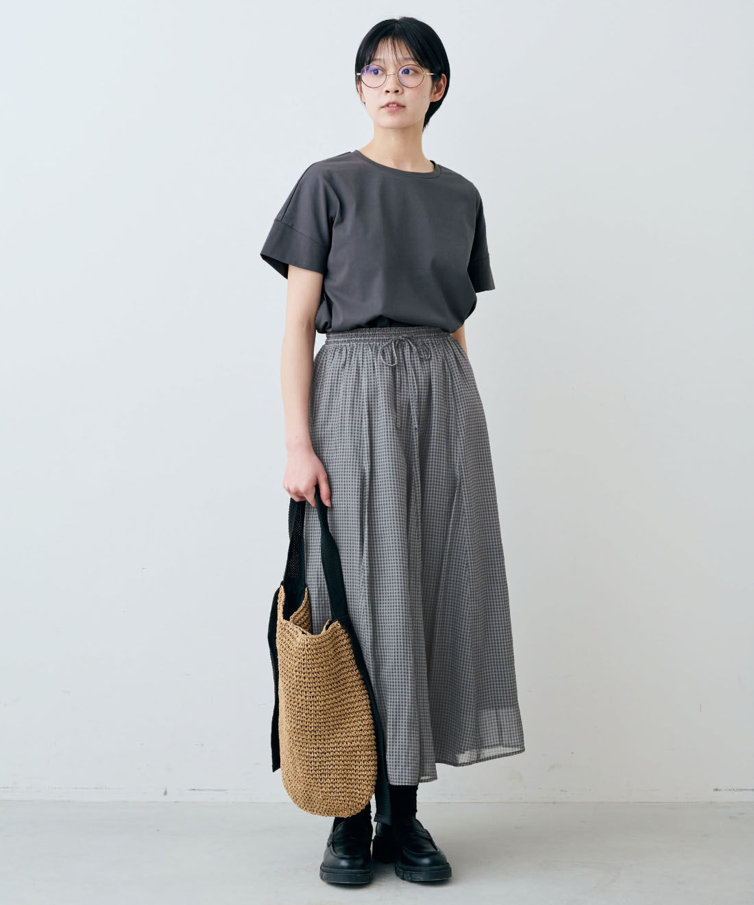 THREE FIFTY STANDARD|モノトーンチェック フレアースカート 〈ブラック×グレー〉のコーディネート