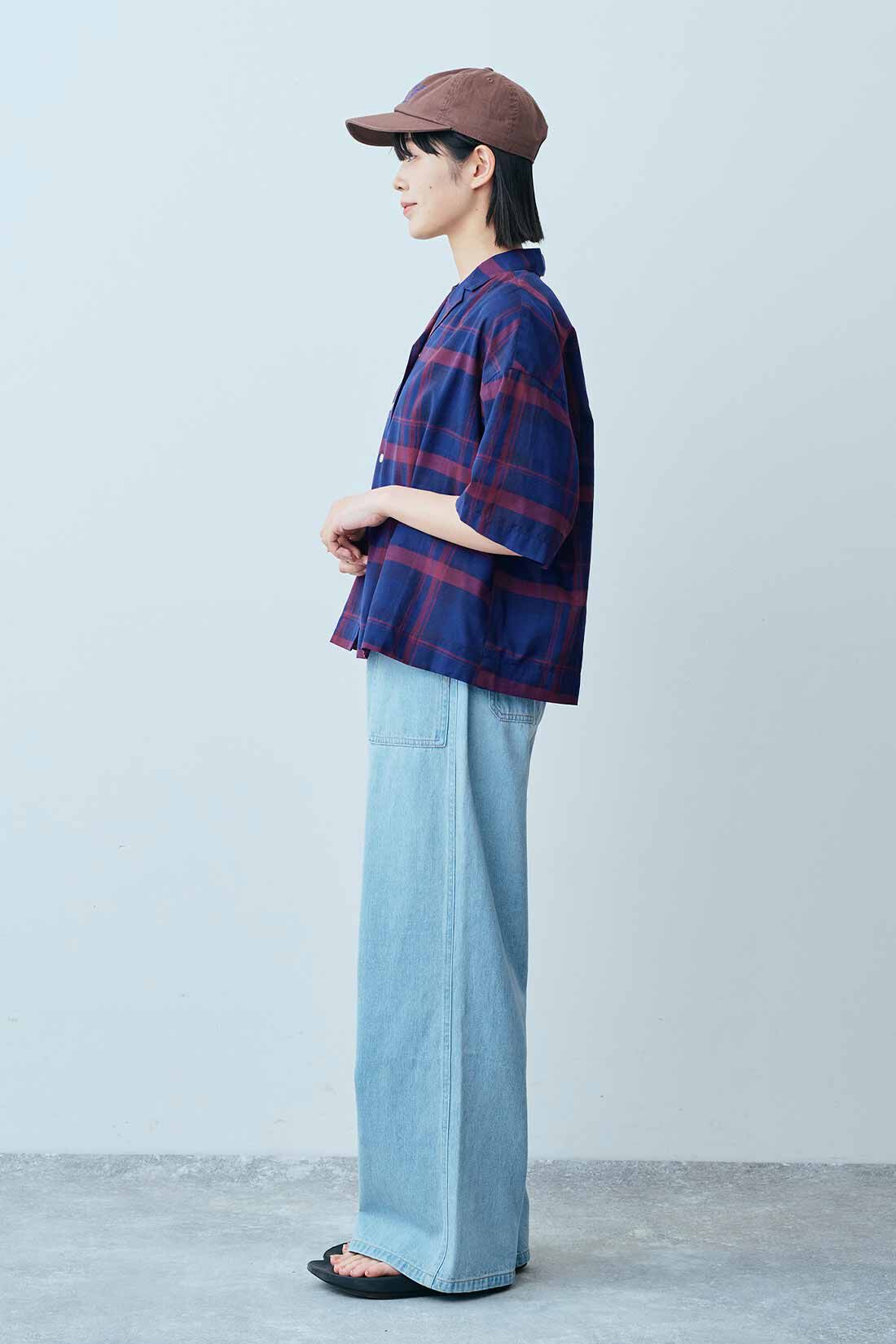 THREE FIFTY STANDARD|THREE FIFTY STANDARD チェック柄の開衿シャツ〈ネイビー〉|モデル身長：163cm　着用サイズ：M