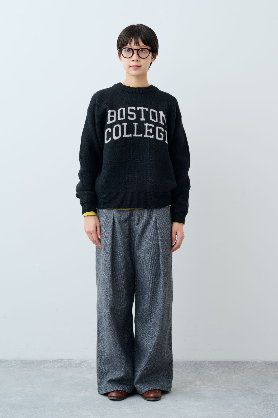 THREE FIFTY STANDARD［スリーフィフティースタンダード］|フライス編みのストレッチラグランスリーブTシャツの会と小谷 実由さんと作った チェック柄のワイドパンツ〈グレー〉のコーディネート|モデル身長：163cm 着用サイズ：M