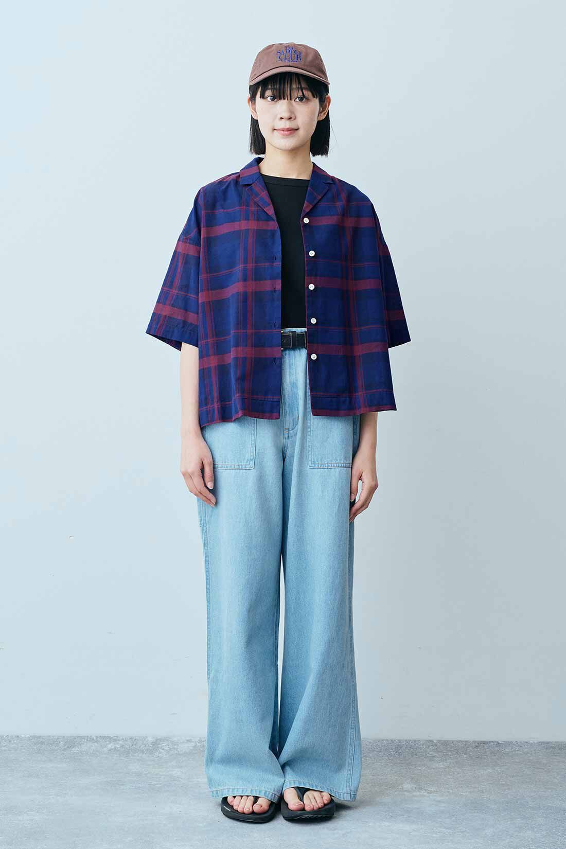 THREE FIFTY STANDARD|サーマル生地 タンクトップと麻混 ペインターデニムパンツのコーディネート|モデル身長：163cm 着用サイズ：M