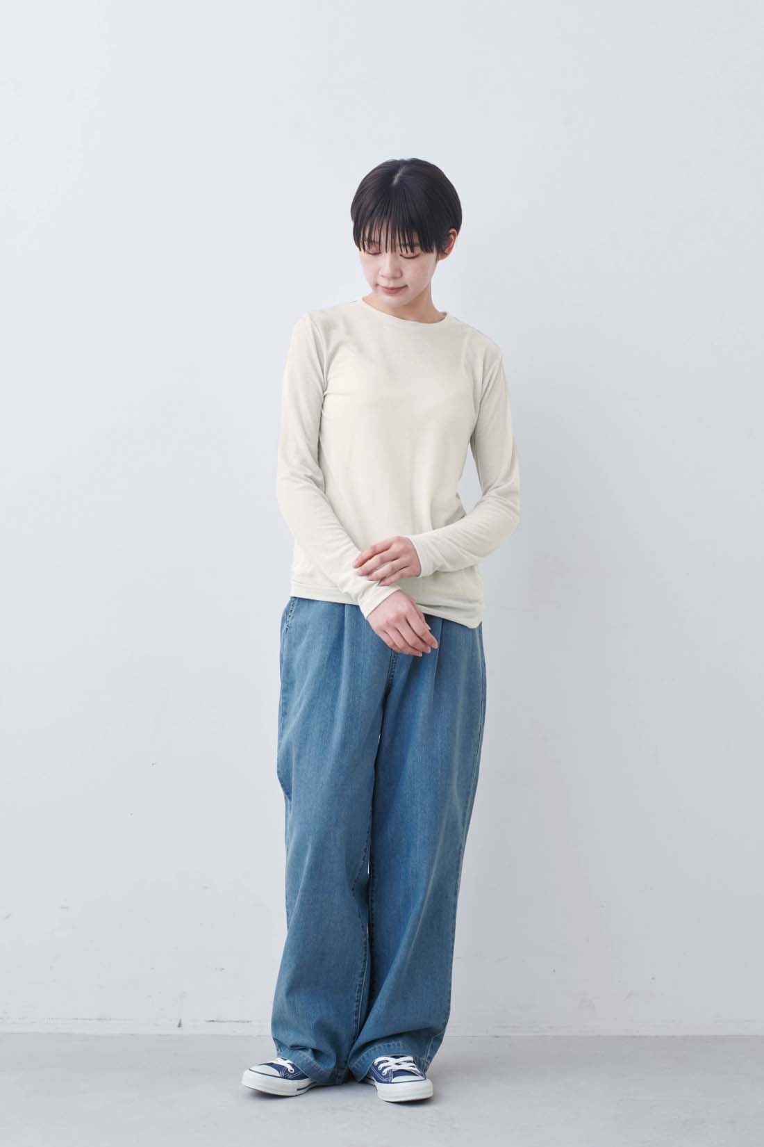 THREE FIFTY STANDARD|シアーなカットソートップスの会のコーディネート