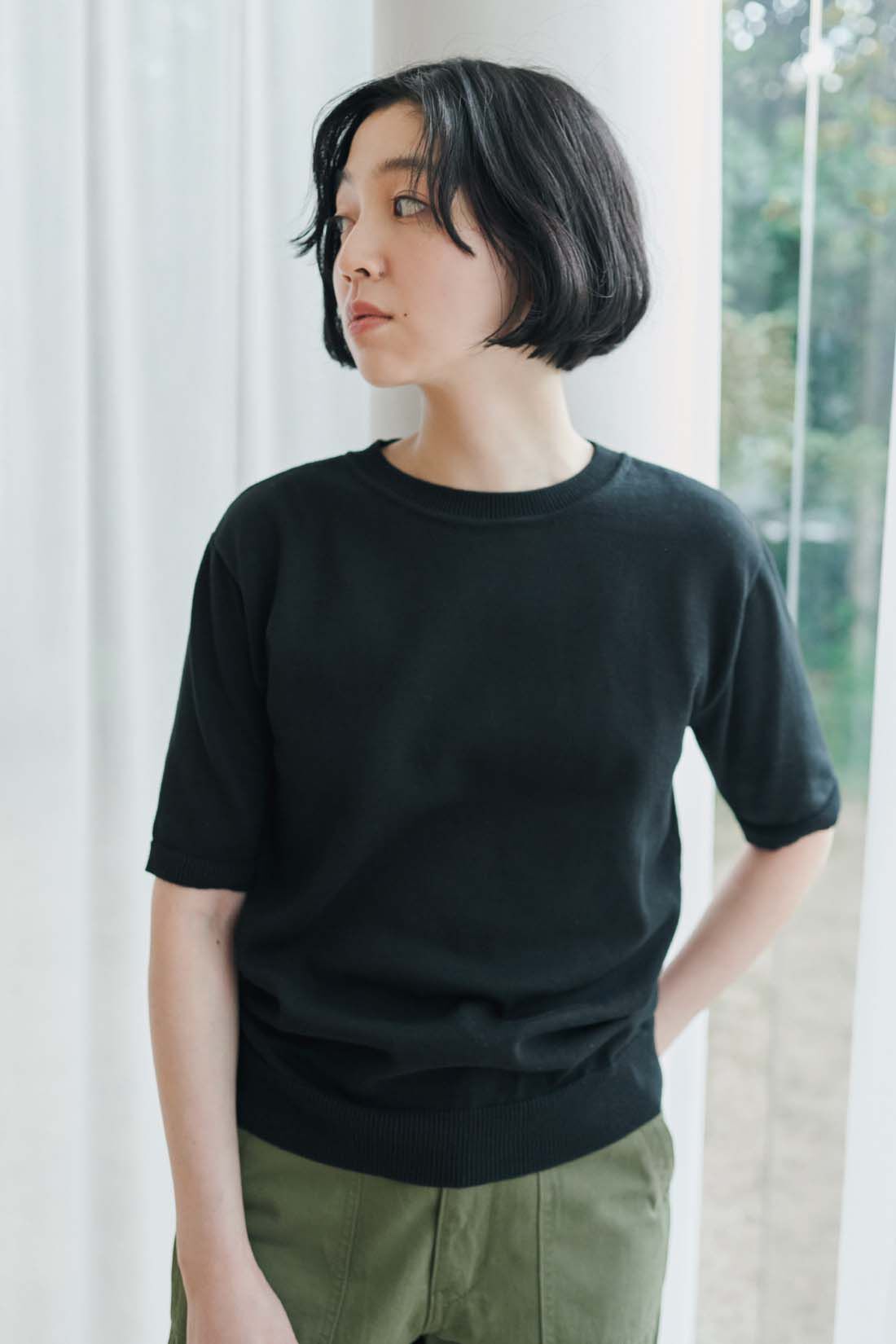 THREE FIFTY STANDARD［スリーフィフティースタンダード］|ベーシックなベイカーパンツ〈カーキグリーン〉のコーディネート
