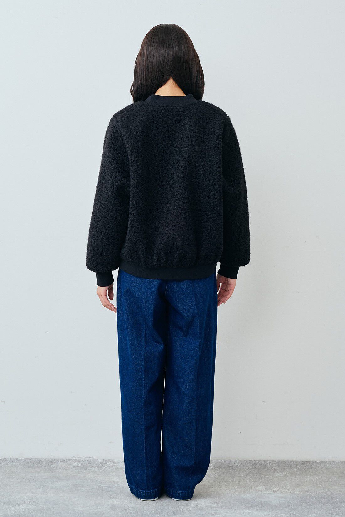 THREE FIFTY STANDARD|ボアジップアップブルゾン〈ブラック〉と綿混 太ボーダーニットセーター〈グリーン×ネイビー〉のコーディネート