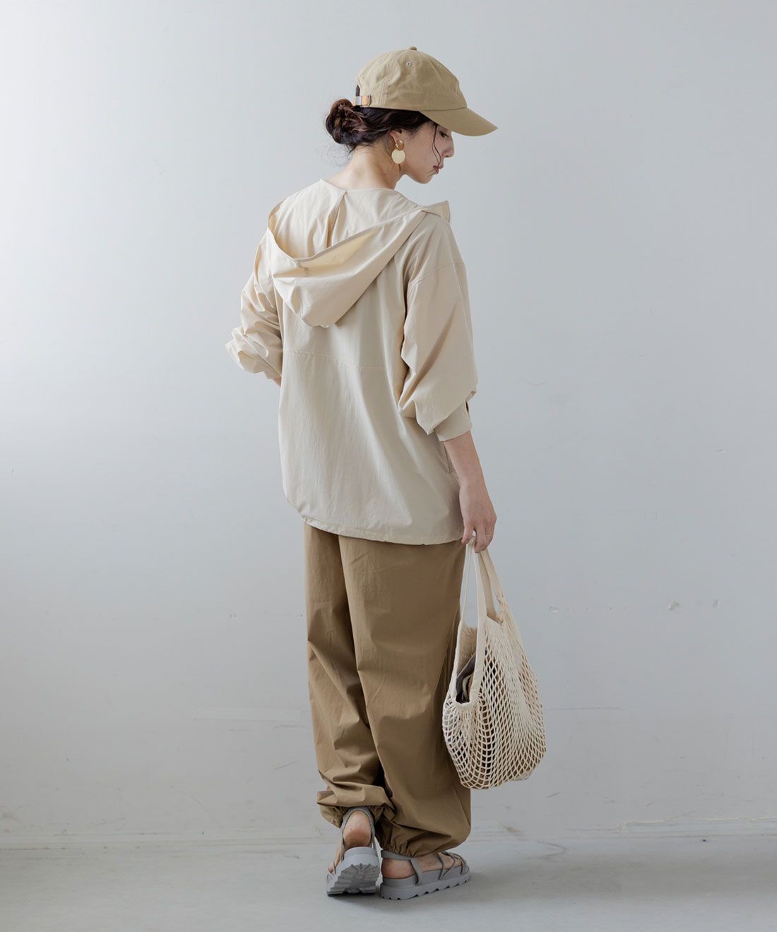 FELISSIMO Mama|Moredde　ＵＶカット＆撥水加工のアノラックラッシュガード〈ベージュ〉