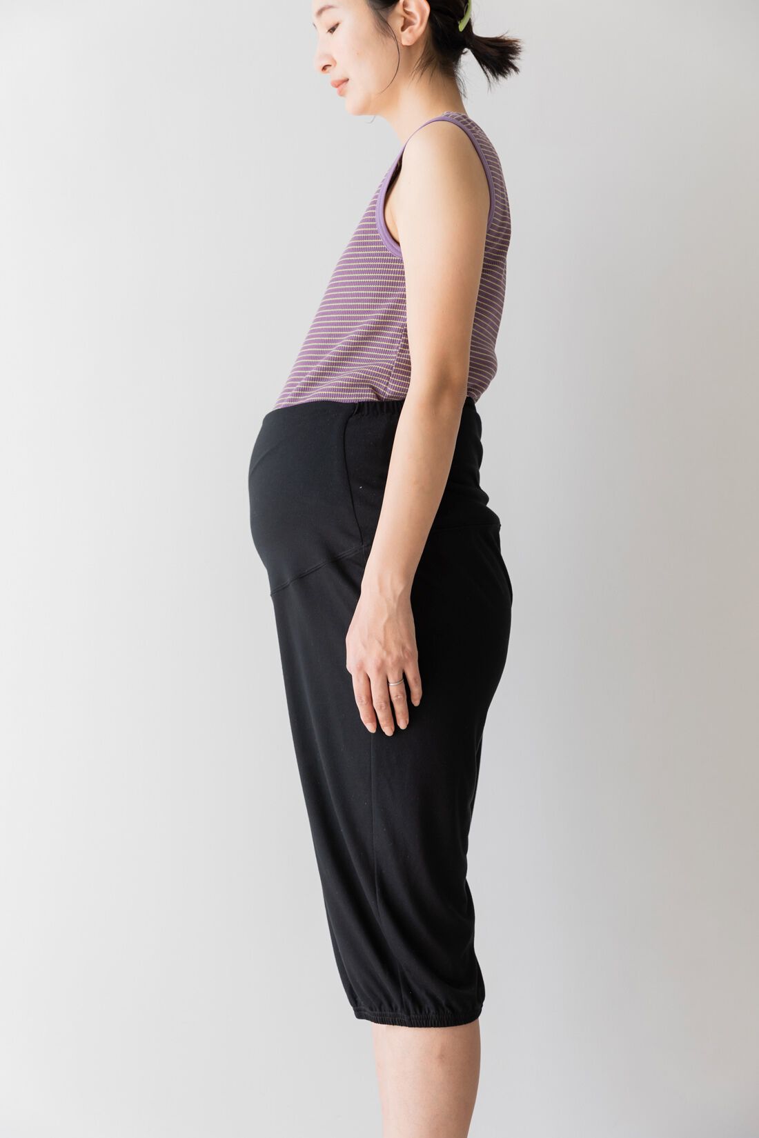 FELISSIMO Mama|Moredde　産前産後で使える　お悩みをくるっと解決してくれるペチパンツ〈アイスグレー〉|model:H167　着用サイズ：Mサイズ+丈2cm　※写真は別色です