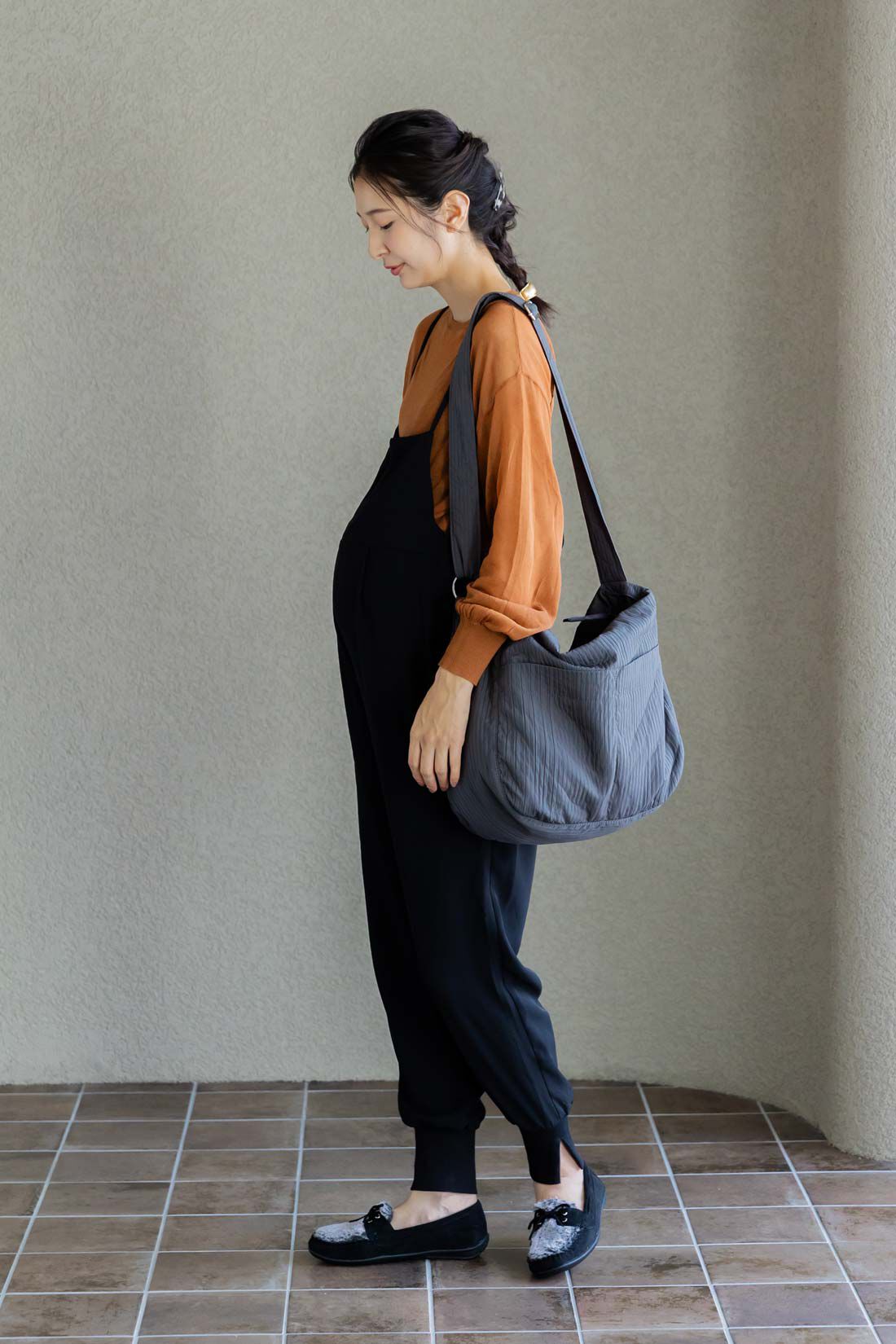 FELISSIMO Mama|Moredde　授乳がかんたん　産前産後どちらも楽しめるジョガーサロペット＆クルーネックTシャツセット〈ブラック〉