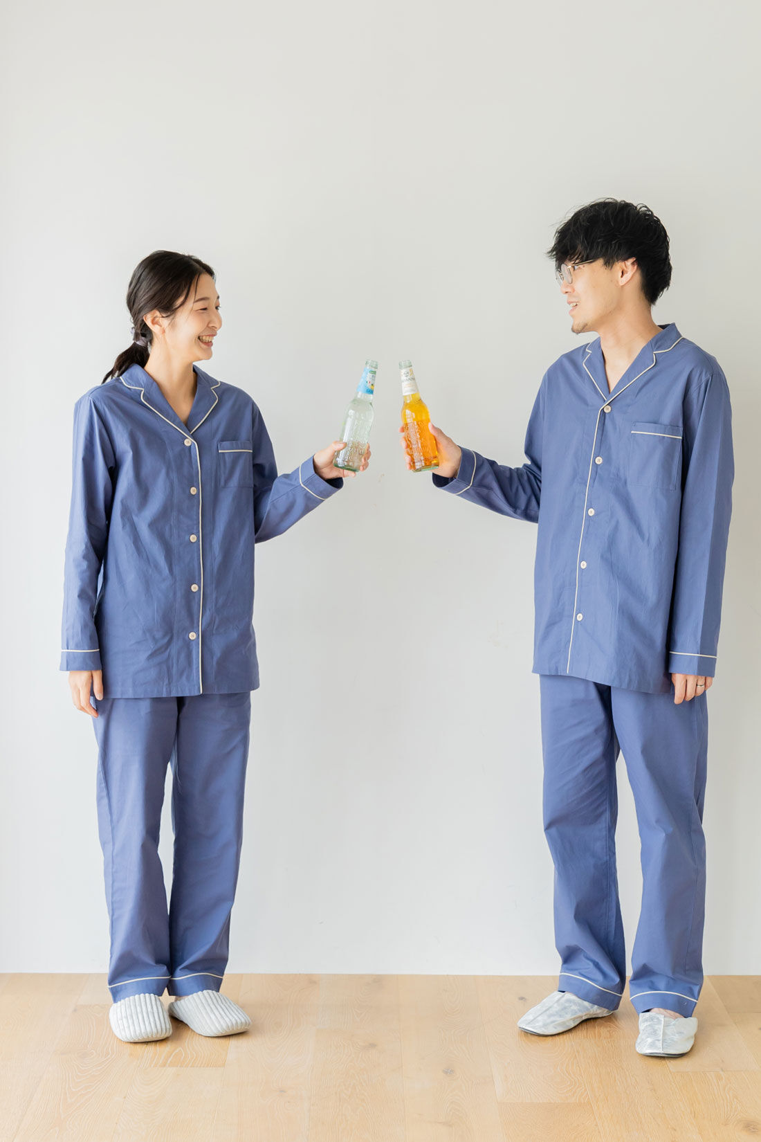 FELISSIMO Mama|【パートナーとおそろい】Moredde　肌側の微起毛が心地いい　コットン１００％の前あきペアパジャマセット〈アッシュブルー〉