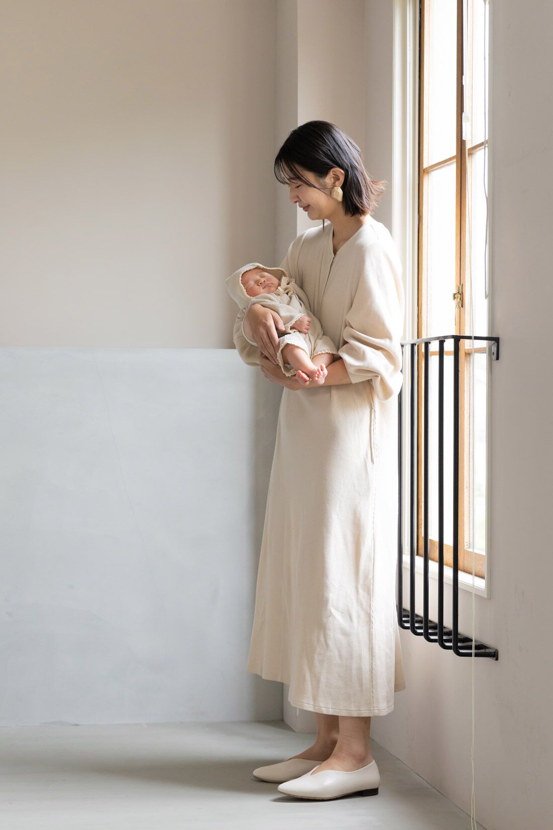 FELISSIMO Mama|Moredde　マタニティから産後も使える　２－WAYワッフル素材ワンピース〈ベージュ〉
