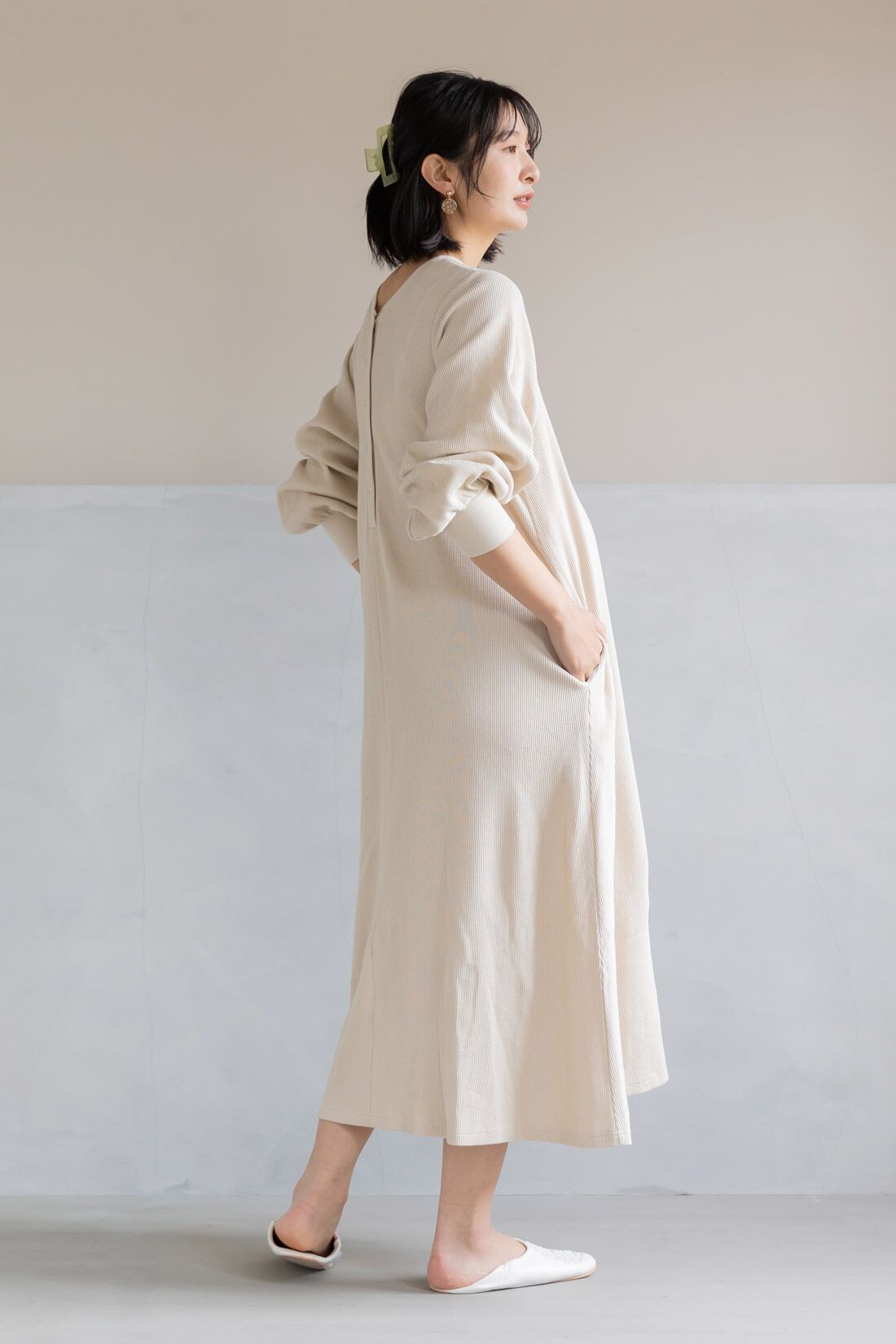 FELISSIMO Mama|Moredde　マタニティから産後も使える　２－WAYワッフル素材ワンピース〈ベージュ〉|ポケットもあって便利