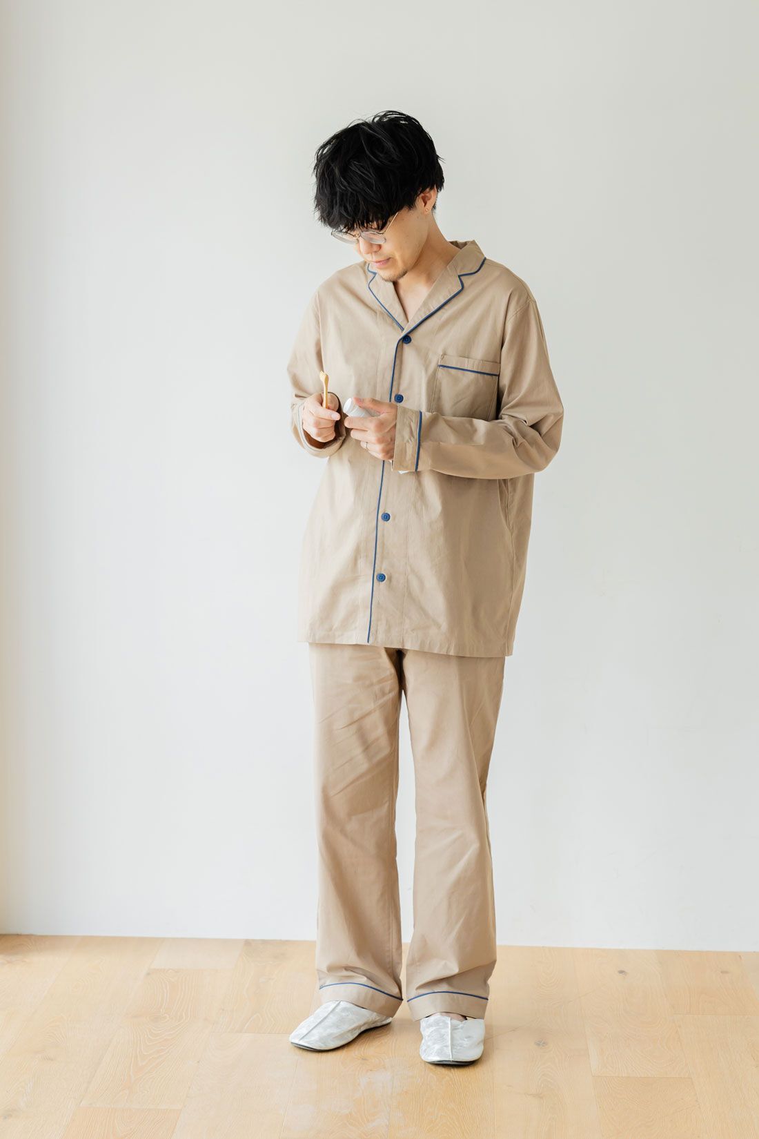 FELISSIMO Mama|Moredde　肌側の微起毛が心地いい　コットン１００％の前あきメンズパジャマ〈ダークベージュ〉