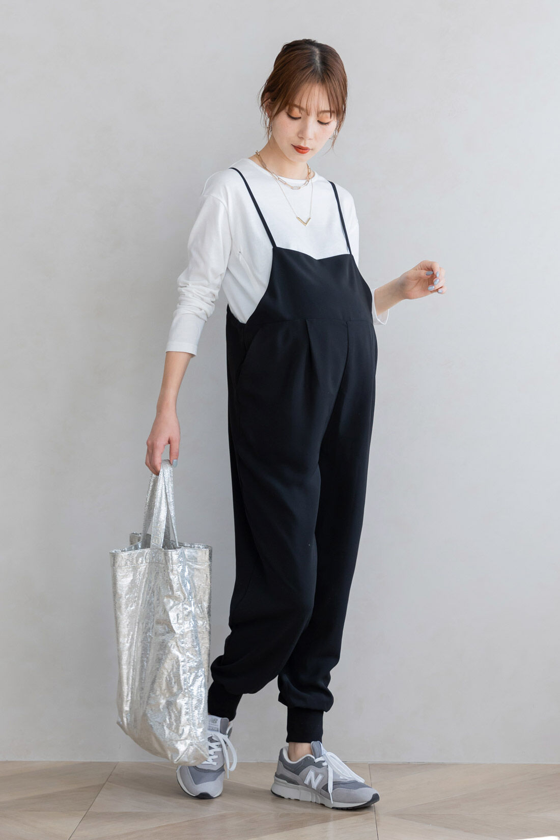 FELISSIMO Mama|Moredde　授乳がかんたん　産前産後どちらも楽しめるジョガーサロペット＆クルーネックTシャツセット〈ブラック〉