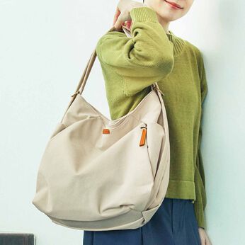 L'AMIPLUS［ラミプリュス］ | 秒でリュックに変身！肩掛けバルーンバッグ