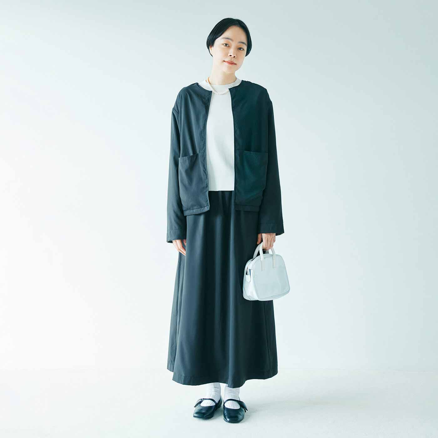 L'AMIPLUS［ラミプリュス］|ラミプリュス 撥水（はっすい）きれいめ素材とやわらかフリースで本当にどっちも使える リバーシブルジャケットの会