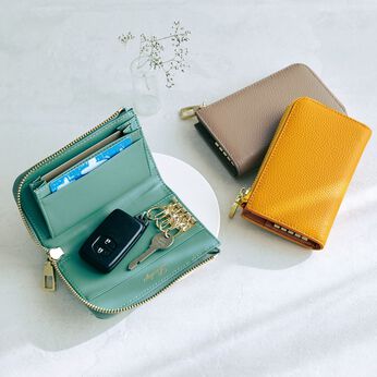 L'AMIPLUS | 貴重品をまとめて身軽 本革マルチキーケース