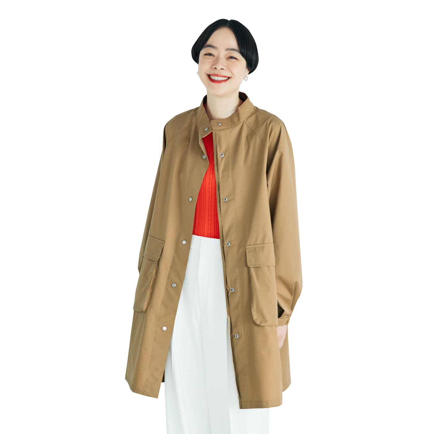 L'AMIPLUS［ラミプリュス］|ラミプリュス プリーツが広がってリュックが背負える！ 防水加工素材の軽やかレイントレンチコート