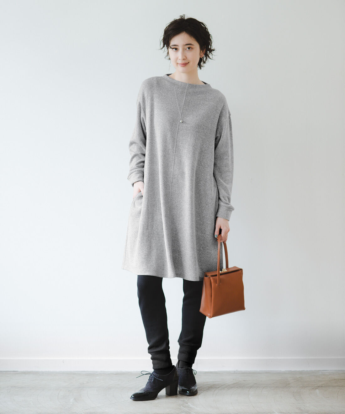 frauglatt|ふんわり軽やか♪裏起毛ニットソーのチュニックワンピースのコーディネート