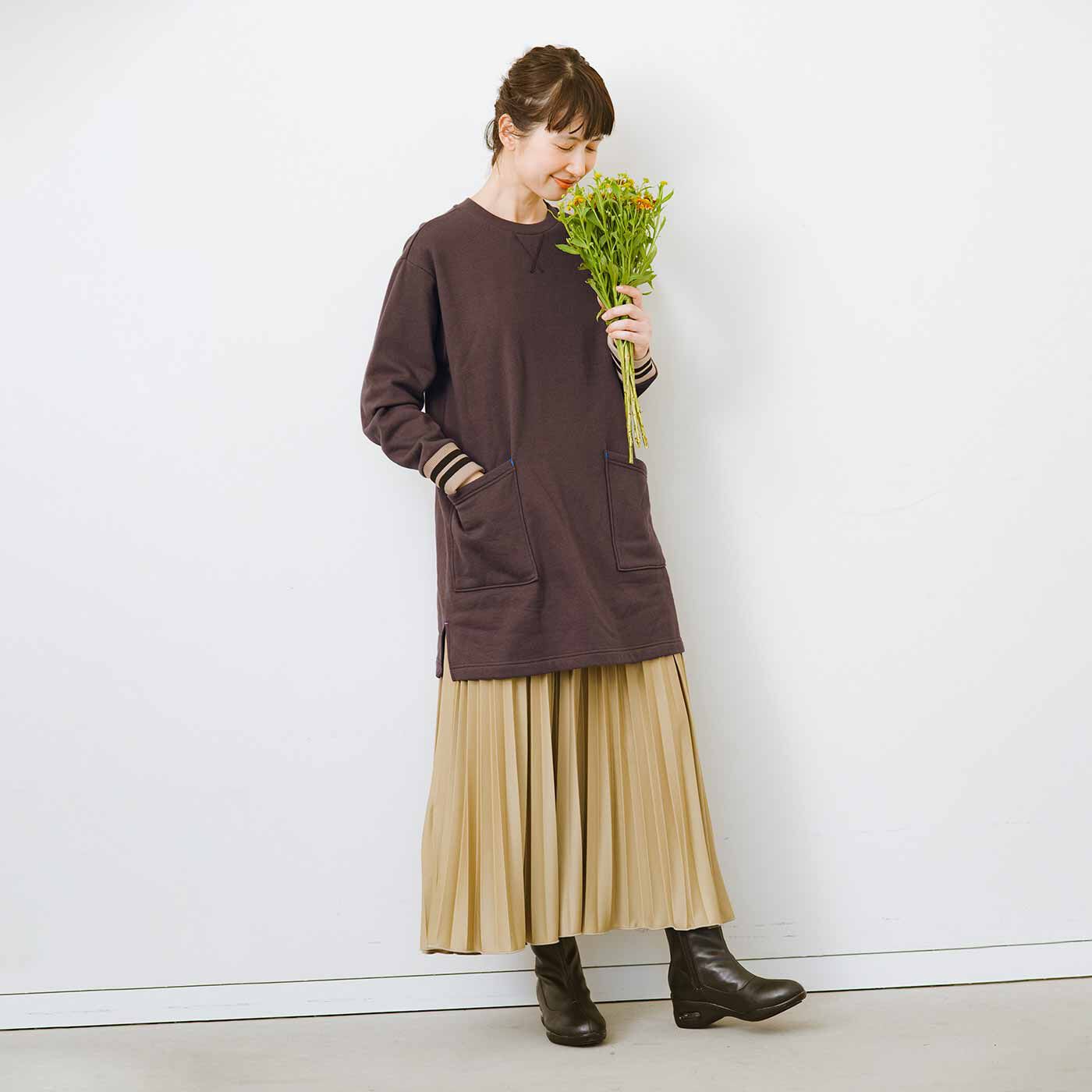 frauglatt|フラウグラット　ウエストらく設計♪ 大人のニュアンスカラー つや軽々プリーツスカートの会
