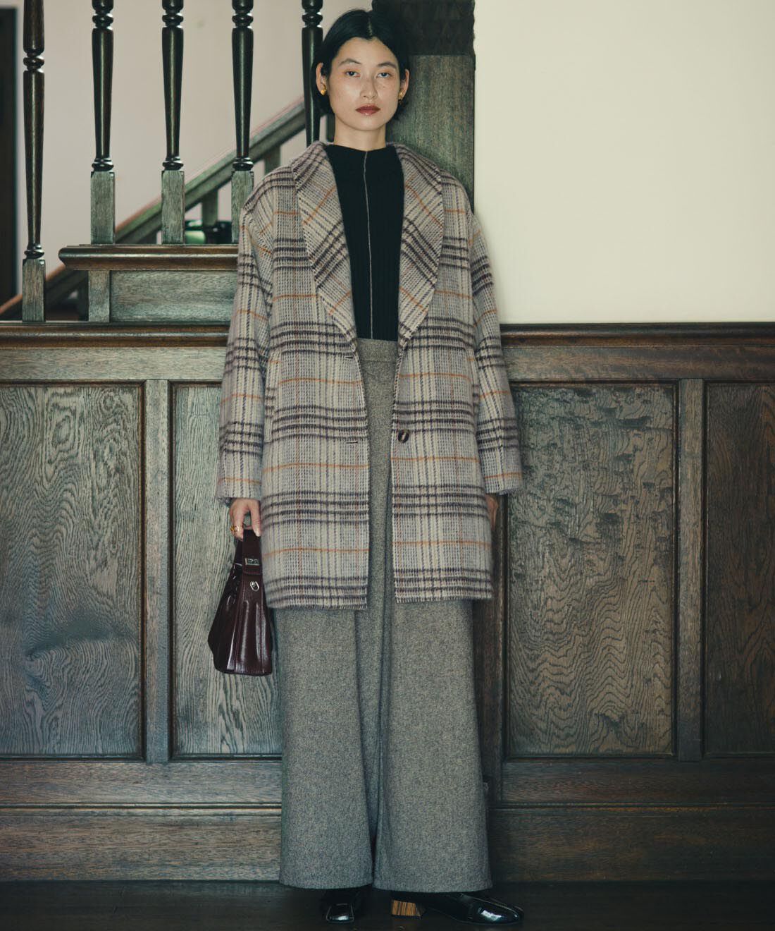 el:ment|el:ment　尾州ウールの風合い愉（たの）しむ　軽やかミドル丈ショールカラーコート〈アンバーチェック〉