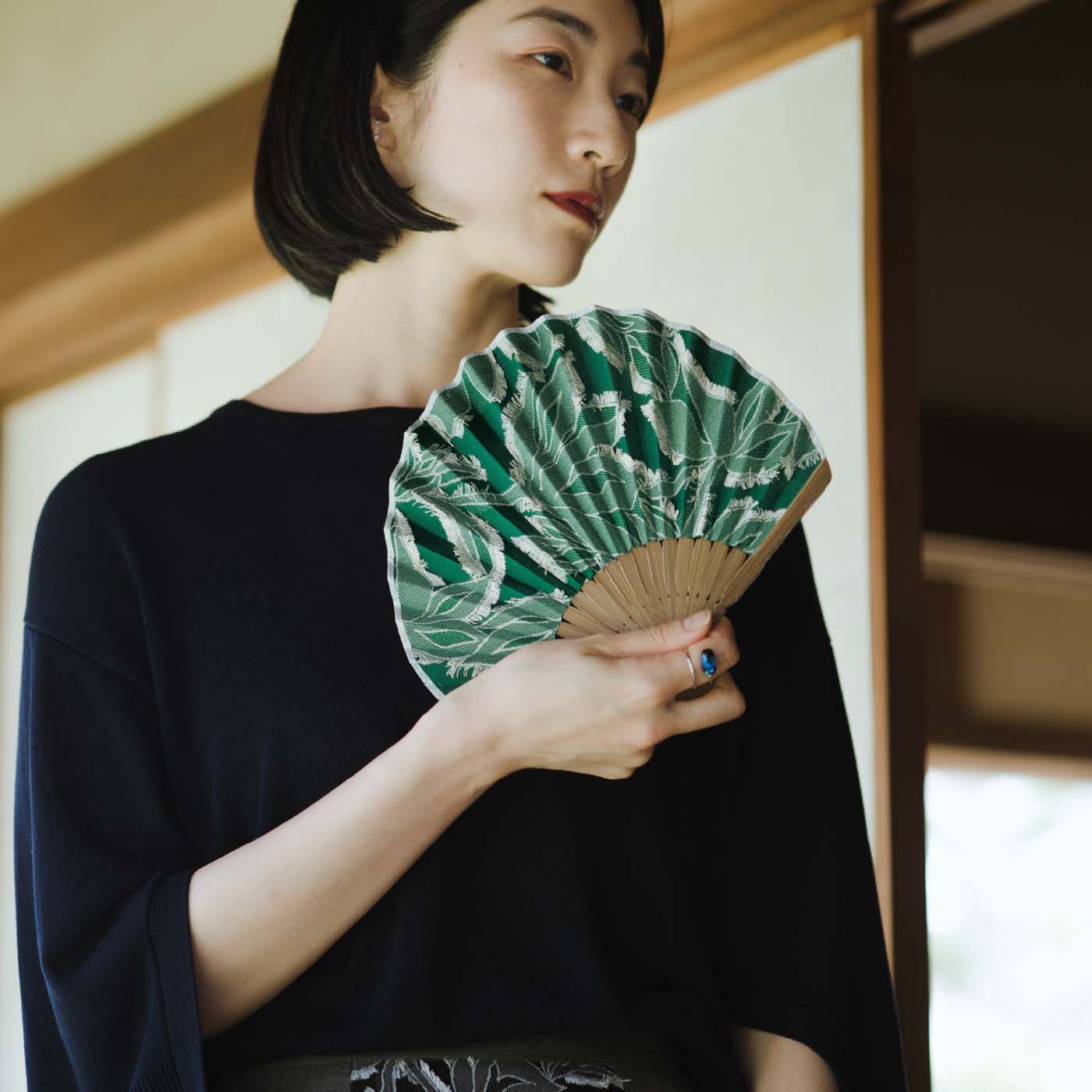 el:ment［エルメント］|el:ment　播州織カットジャカードの風合いを愉（たの）しむ シェル型扇子の会