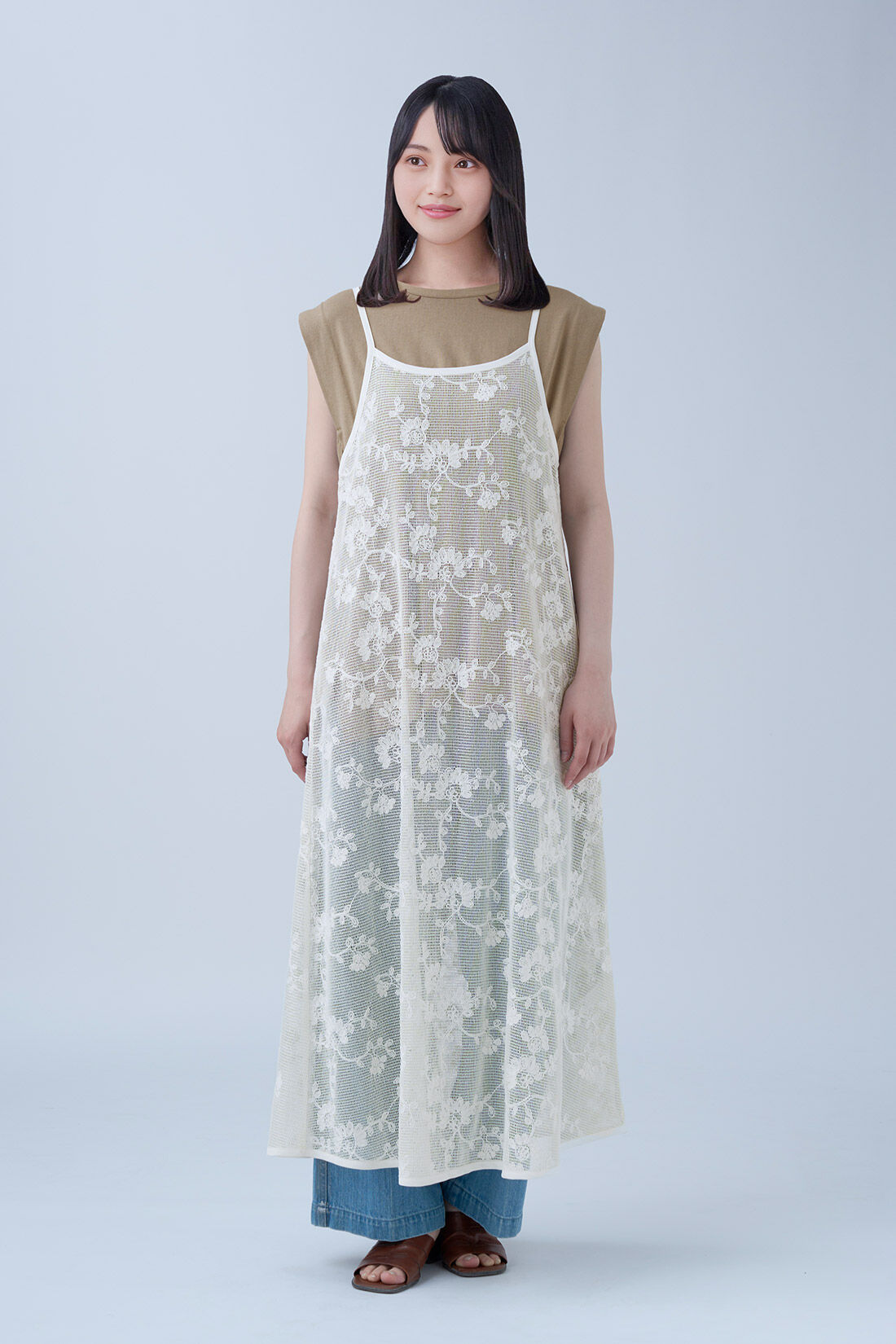MEDE19F|トレンドライク レース キャミ ワンピース アイボリー 白のコーディネート|モデル身長：152cm　着用サイズ：MP
