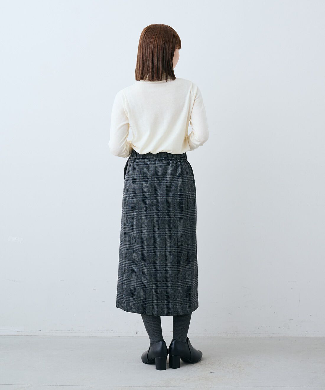 IEDIT［イディット］|ラップ風着映えスカート〈グレー〉ＩＥのコーディネート