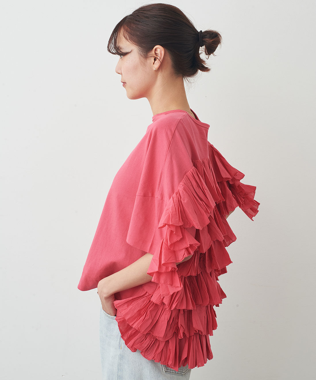 フェリシモファッションニュース|AAYUSHI バックティアードフリルデザイントップス　SFN0830【WEB LIMITED ITEMS】