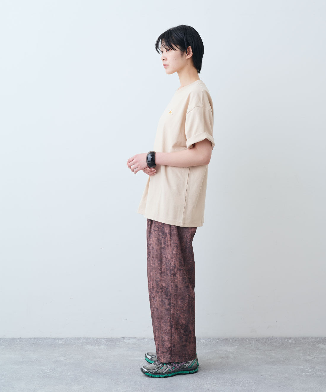 MEDE19F [メデ・ジュウキュウ]|KELTY　バックタイポロゴ　S/S　ティーシャツ【WEB LIMITED ITEMS】|モデル身長：163cm