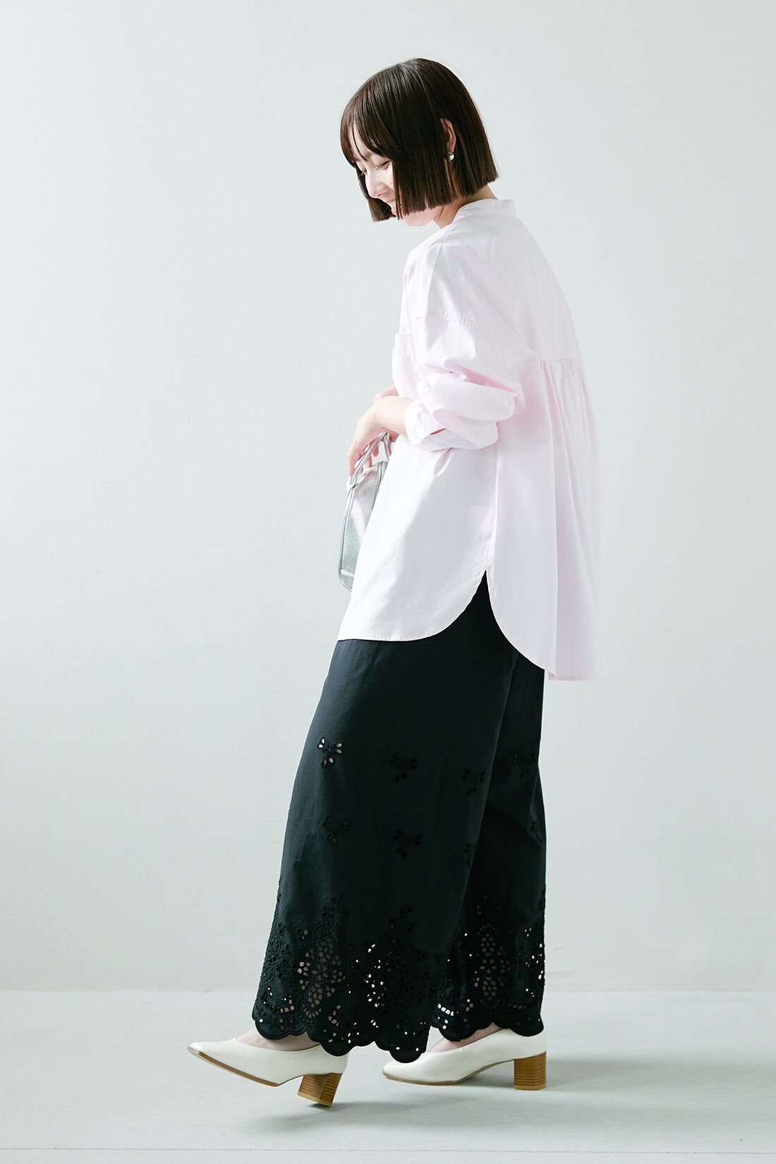 THREE FIFTY STANDARD|はまじ豪華レースガウチョパンツ〈ＢＫ〉リブインのコーディネート|【着用サイズ】シャツ：M　トップス：M　パンツ：SP